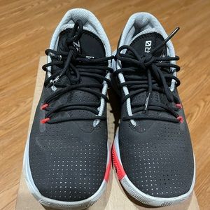 Boys Steph Curry shoe